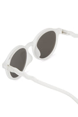 Olivio & Co Junior Oval Jellyfish White 43/19/130
